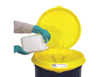 Polyethylene universal drum snap on funnel cover Polyethylene universal drum snap on funnel cover