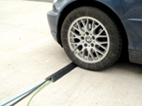 Heavy duty cable protector, per metre