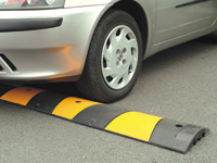 10mph Instant Speed Ramp c/w cats' eyes
