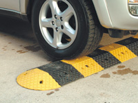 5mph speed ramp radius end section, yellow